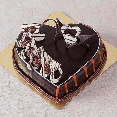 Heart Shape Cake 2kg (As Shown)