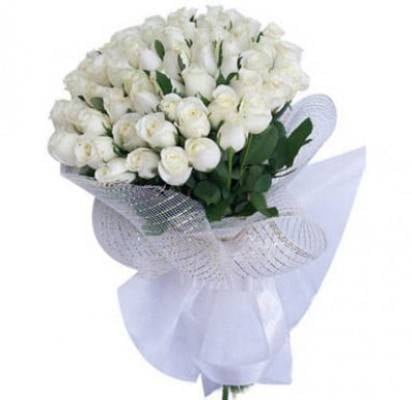 Bunch Of 40 White Roses (As Shown)