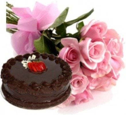 10 Pink Roses Bunch And Chocolate Cake (As Shown)