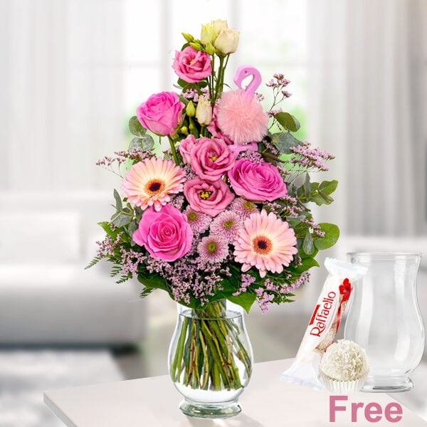Flower Bouquet Rosa Himmel With Vase And Ferrero Raffaello