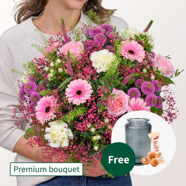 Premium Bouquet Herbstkind with Premium Vase & Teaballs & 3 Ferrero Giotto