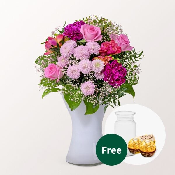 Flower Bouquet Herzensgrub with vase & 2 Ferrero Rocher