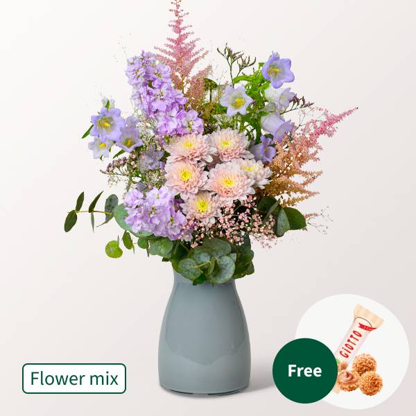Flower Mix Schoner Tag with 3 Ferrero Giotto