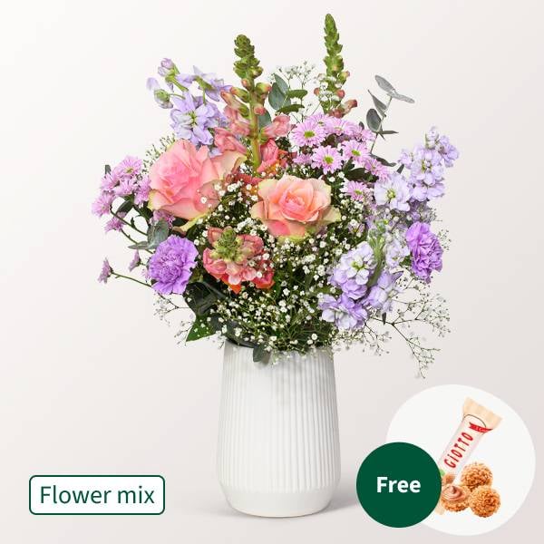 Flower Mix Blutenlied with 3 Ferrero Giotto