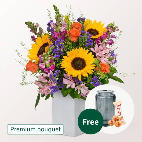 Premium Bouquet Große Freude with Premium Vase & 3 Ferrero Giotto