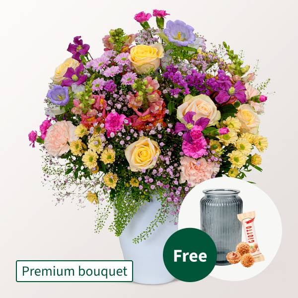 Premium Bouquet Blutenkuss with Premium Vase & 3 Ferrero Giotto