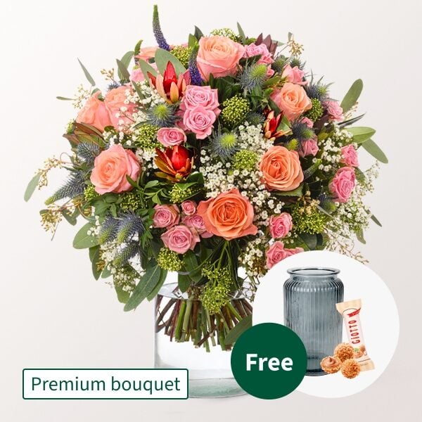 Premium Bouquet Herbstkuss with Premium Vase & 3 Ferrero Giotto