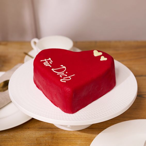 Confectioners' heart cake „Fur Dich“