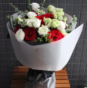 Red Rose Love Song