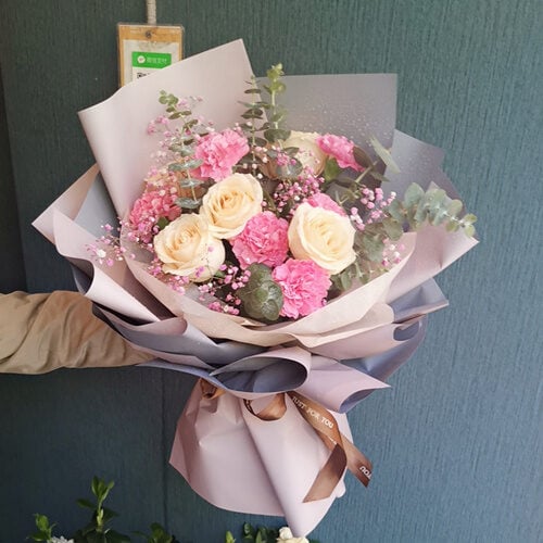 Rose basket B
