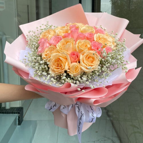Love never changes (24 roses)