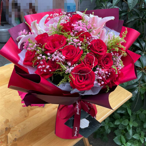 Christmas flowers gift