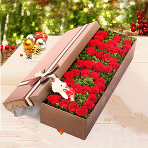 LOVE (white roses)