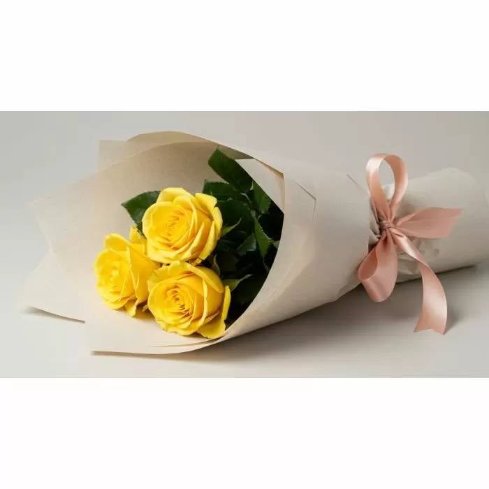 3 Yellow Roses