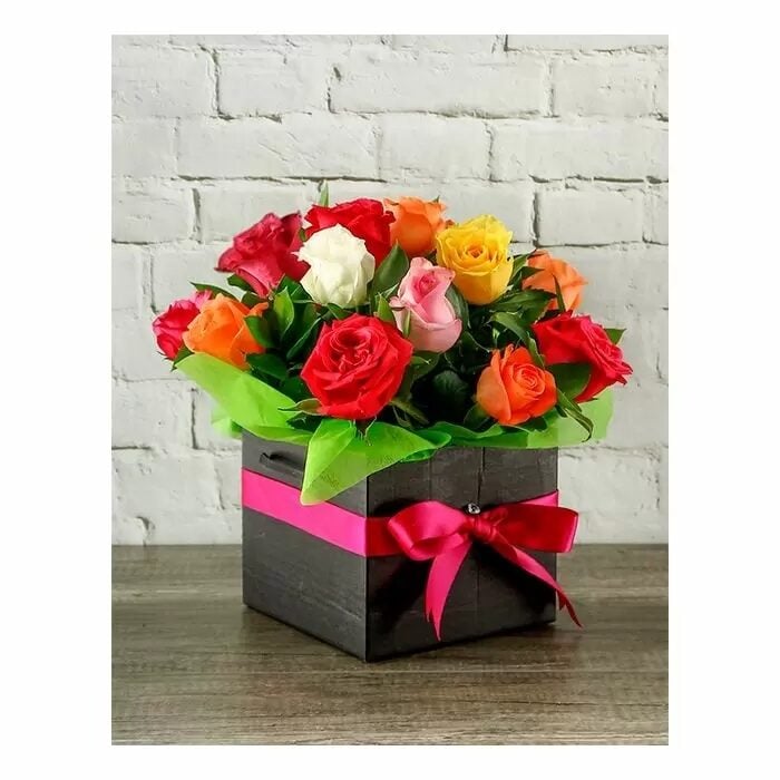 Box of Multicolored Roses (18 roses)