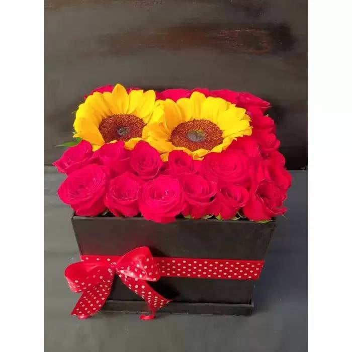 Roses & Sunflowers In Box (24 Roses)