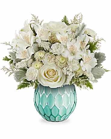 Giftblooms Chic Charm Bouquet (Standard)