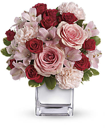 Love That Pink Bouquet with Roses (Standard)