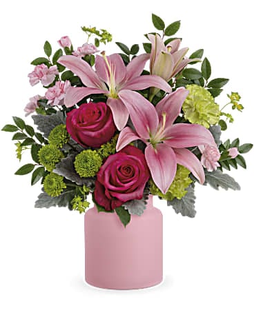 Savannah Blush Bouquet (Standard)