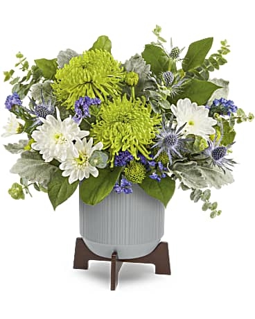Modern Chic Bouquet (Standard)