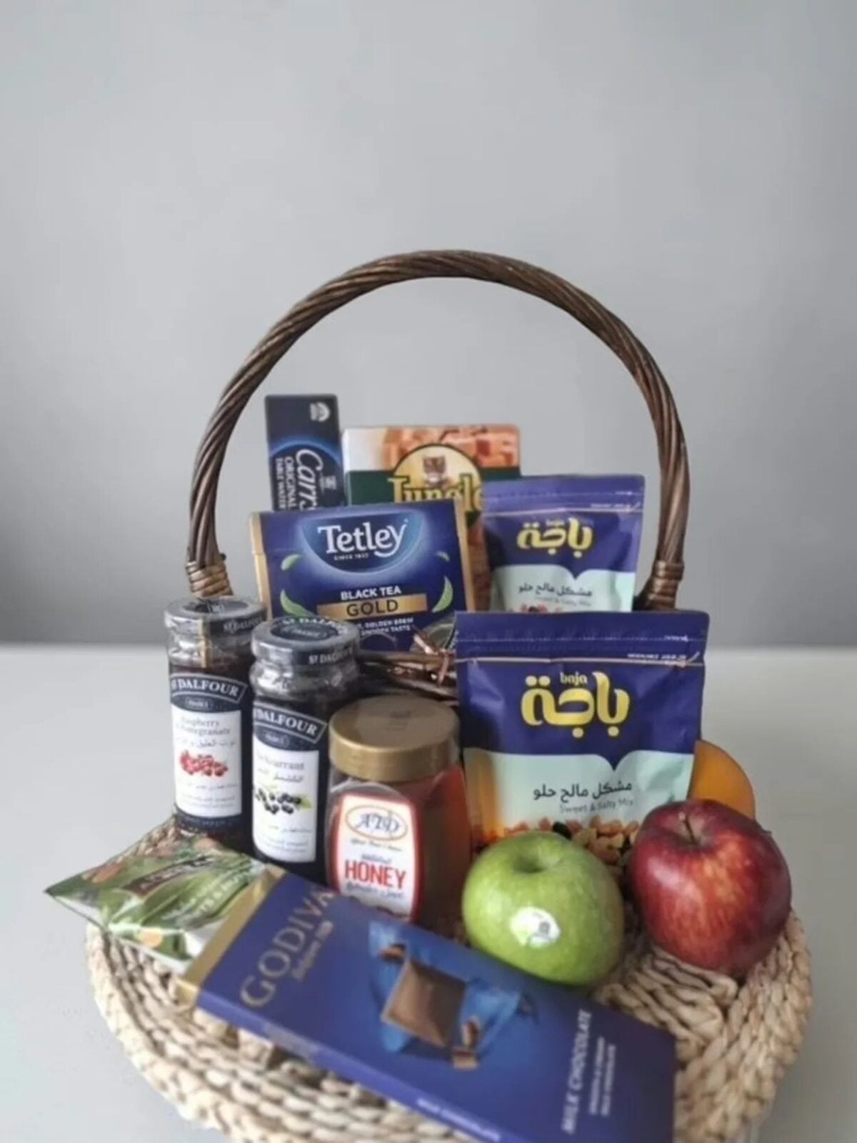 Golden Orchard Basket â€“ Hamper