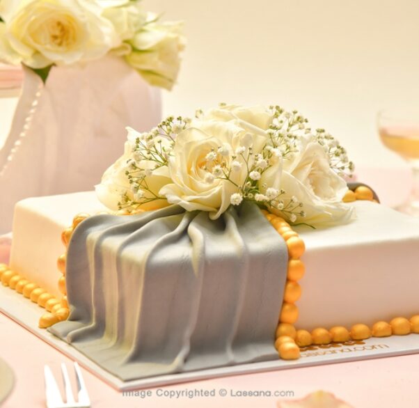 TIMELESS DEVOTION CAKE 1.2KG (2.6LBS)