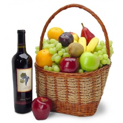 Fruit Basket With Sparkling Juice