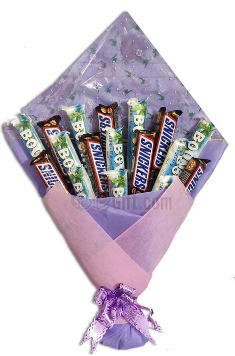 Bounty & Snickers Chocolate bouquet