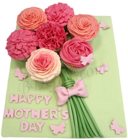 Mixed flower cup cake for mom