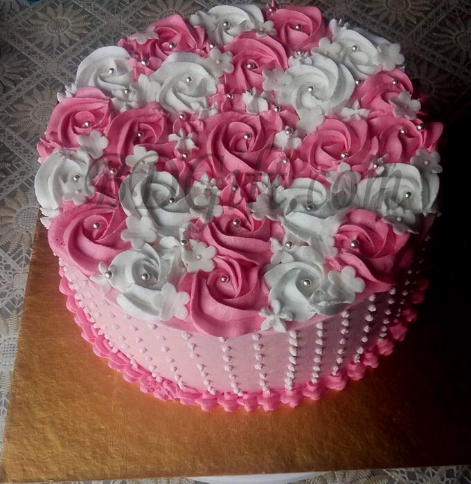 1 Pound Round Shape Vanilla Cake