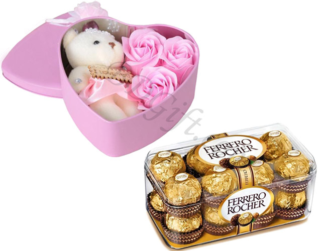 (002) Love Box W/ Chocolates