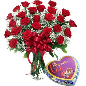 Red Roses W/ Chocolate