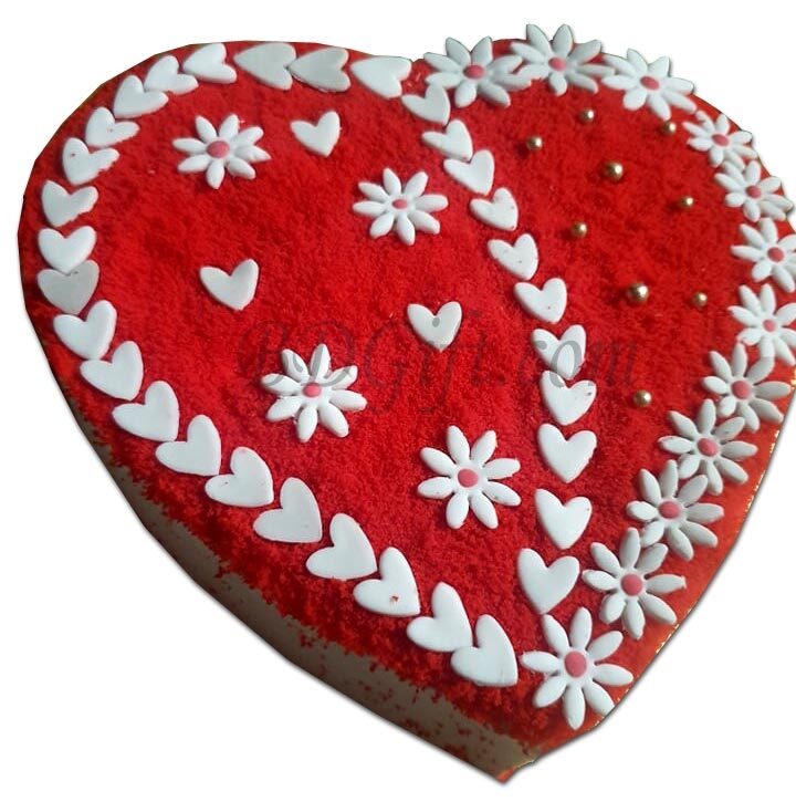 1 Pound Heart Shape Vanilla Cake