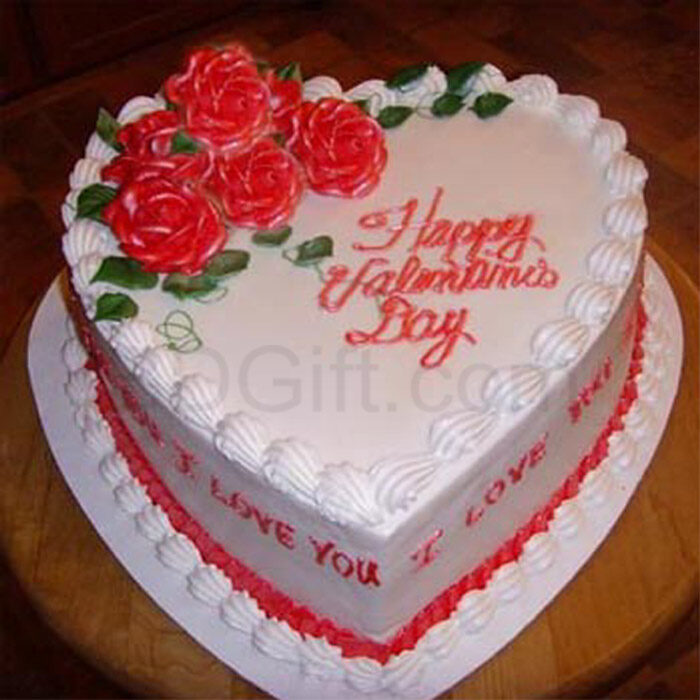 3.3 Pounds Vanilla Heart Cake