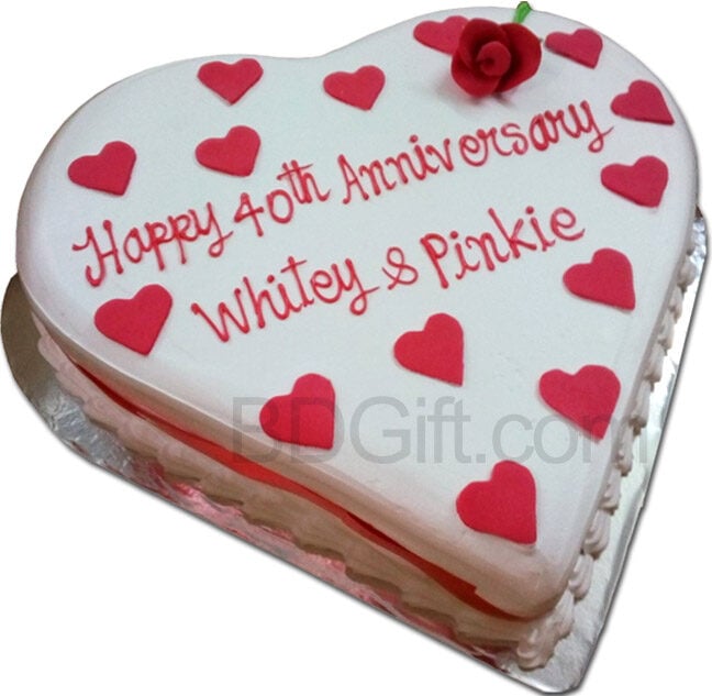 3.3 pounds Vanilla Heart Cake