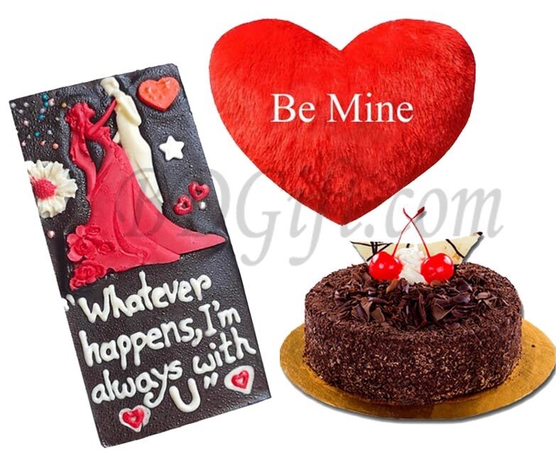 (23) Chocolate W/ Pillow & Cake