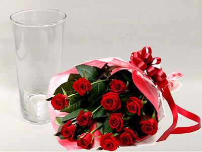 12 Roses And  Vase