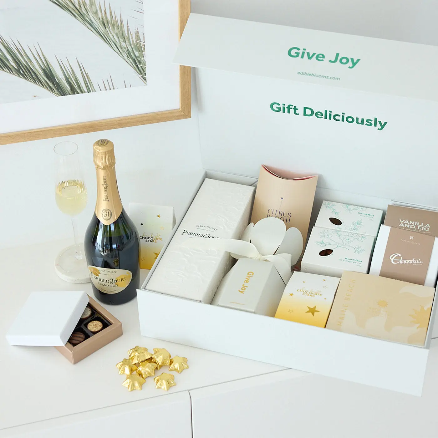 Luxury Champagne & Pamper Gift Hamper