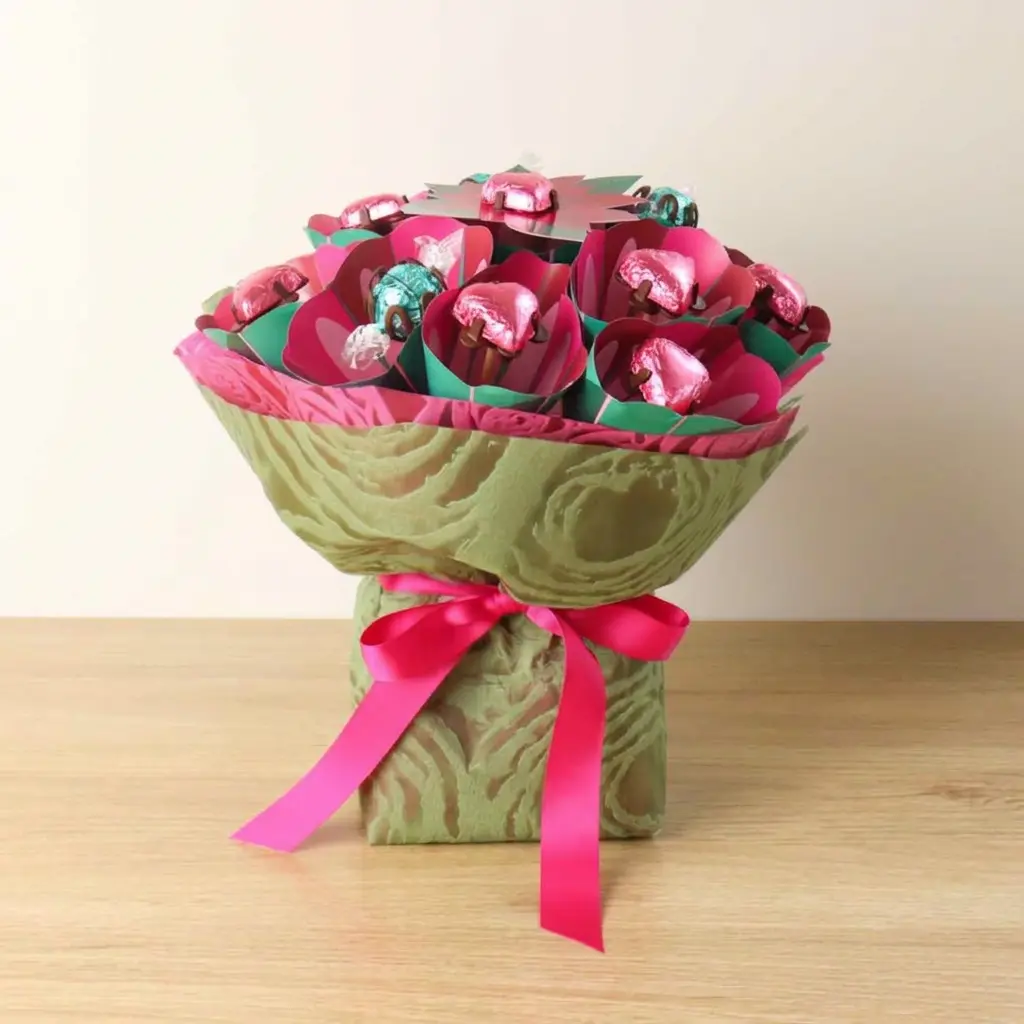 Christmas Poinsettia Chocolate Posy