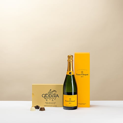 Godiva Gold Chocolates & Veuve Clicquot Brut