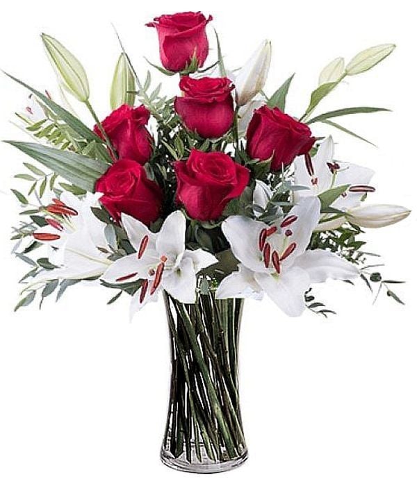 Elegant bouquet with lilies and roses (Basic)