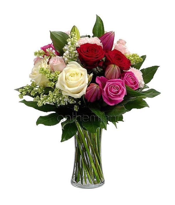 Classic roses with lilies (Basic)