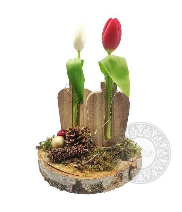 Wooden arrangement with tulips and lights