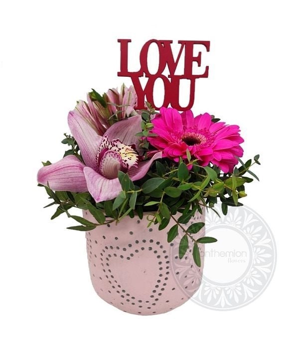 Pink | fuchsia love arrangement