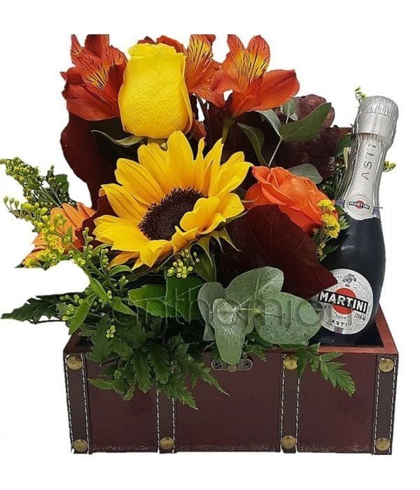 Chest with orange/yellow flowers and Martini (Basic)