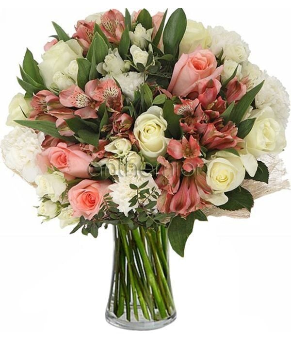 White and pink roses and alstromerias (Basic)