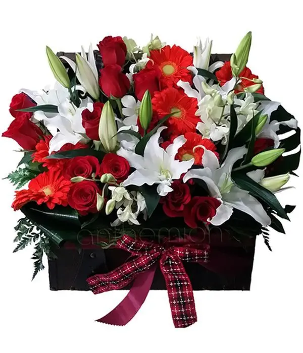 Red, white and orange flowers in wooden chest (Basic)
