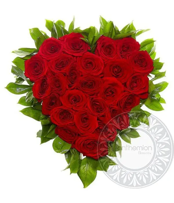 Heart of red roses