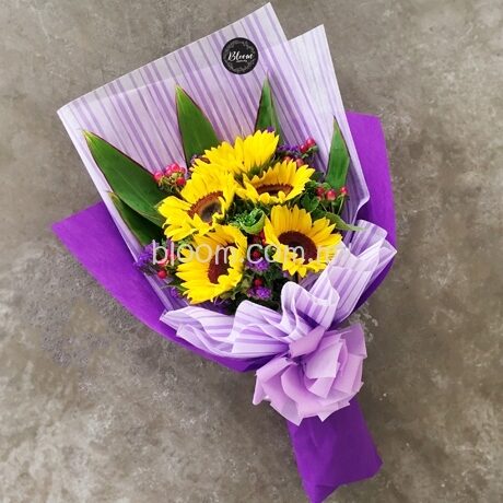 Sunflower Hand Bouquet 03 (5 Stalks Sunflowers)