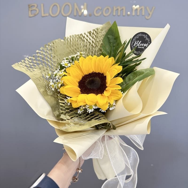 Sunflower Hand Bouquet 13